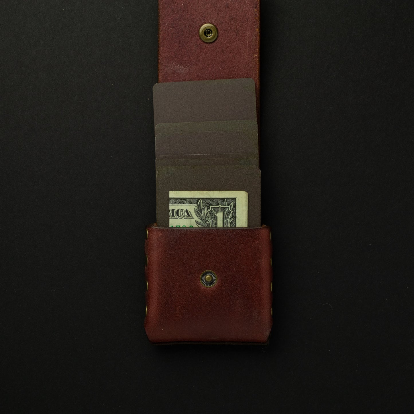 The Shuffler - Burgundy